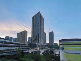 xana hotellea wulumuqi high speed railway station