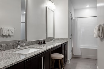 locale music row nashville