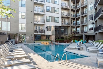 locale music row nashville