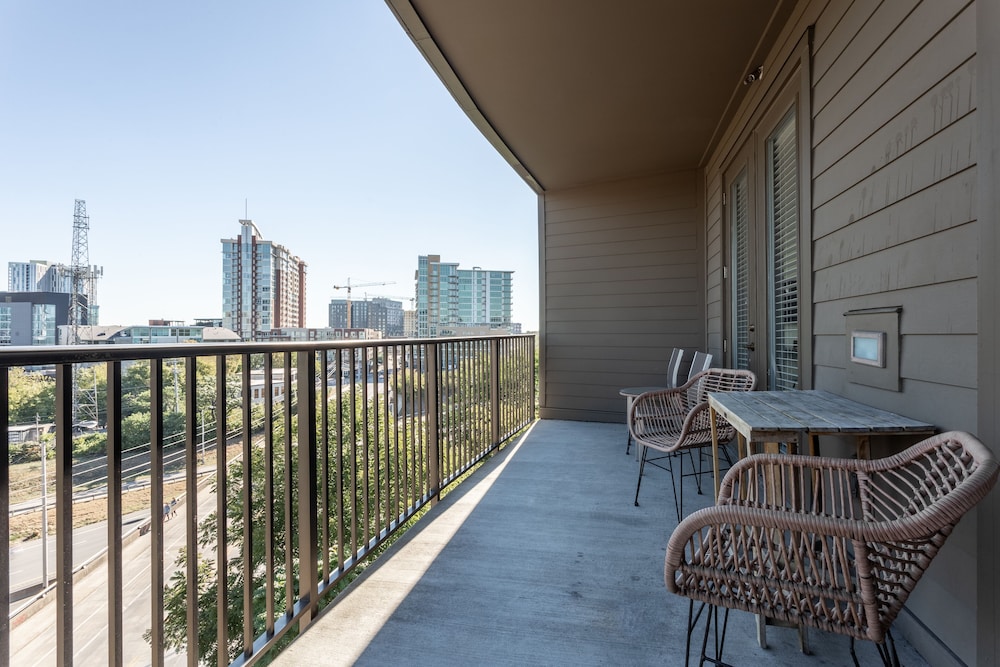 locale music row nashville