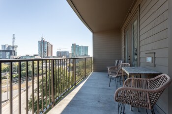 locale music row nashville