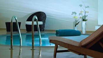 The Royal Blue,Heraklion>>Crete,5 star