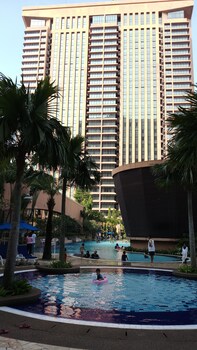 falcon apartment at times square