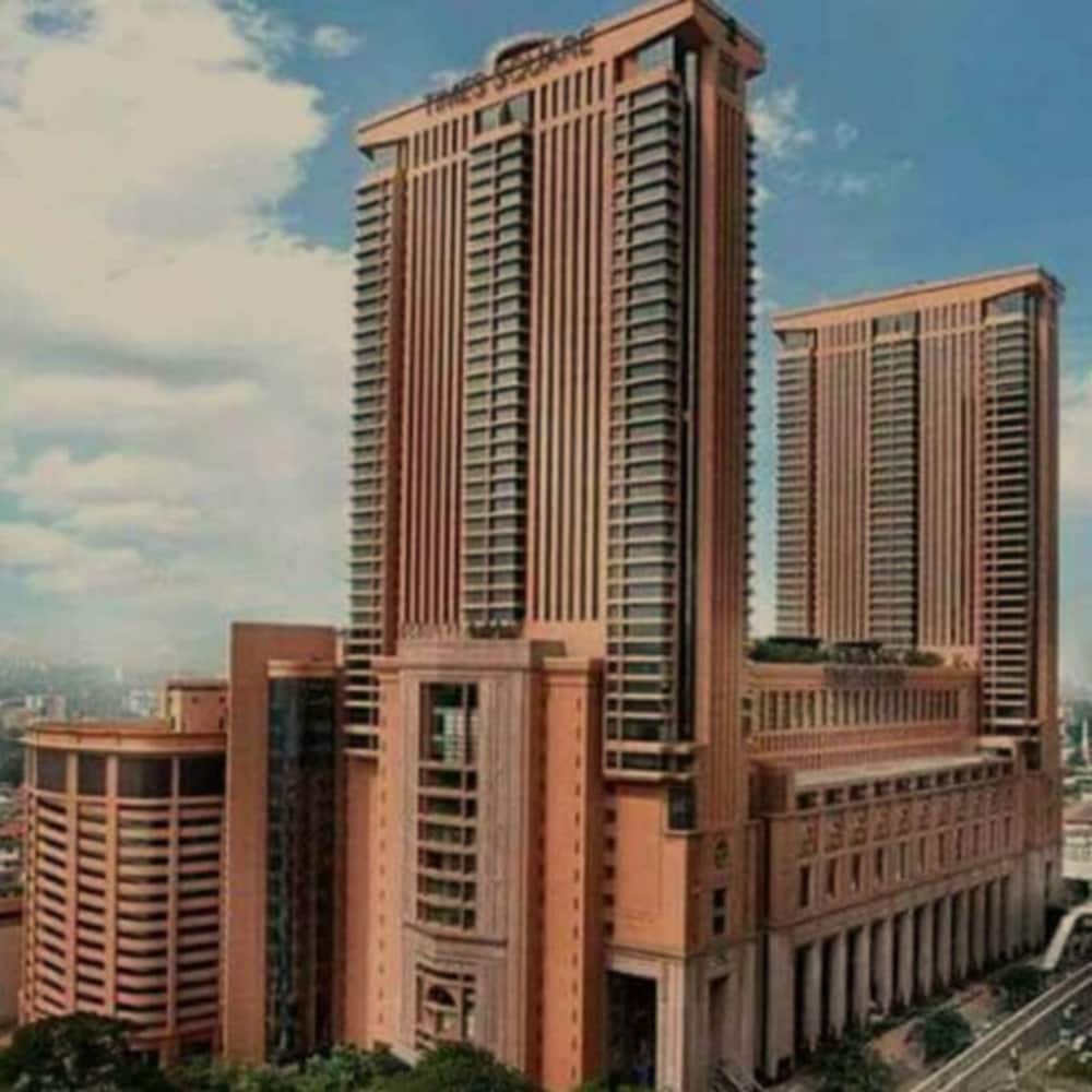 falcon apartment at times square