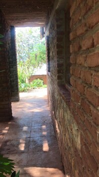 Deans Hillview Backpackers - Hostel,,2 star