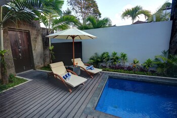 allamanda villa jimbaran