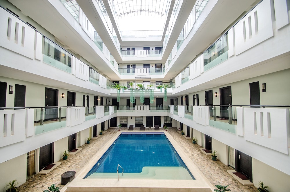 the muse hotel boracay