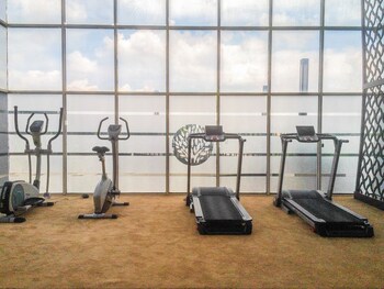 best modern 1br the oasis apartment