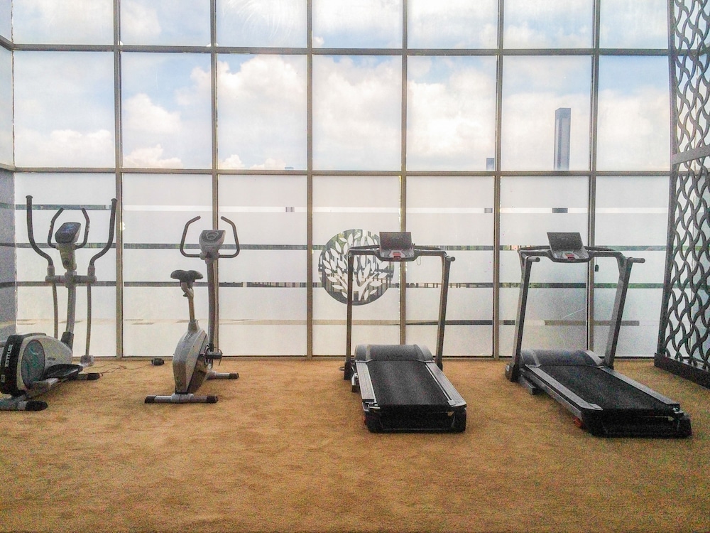 best modern 1br the oasis apartment