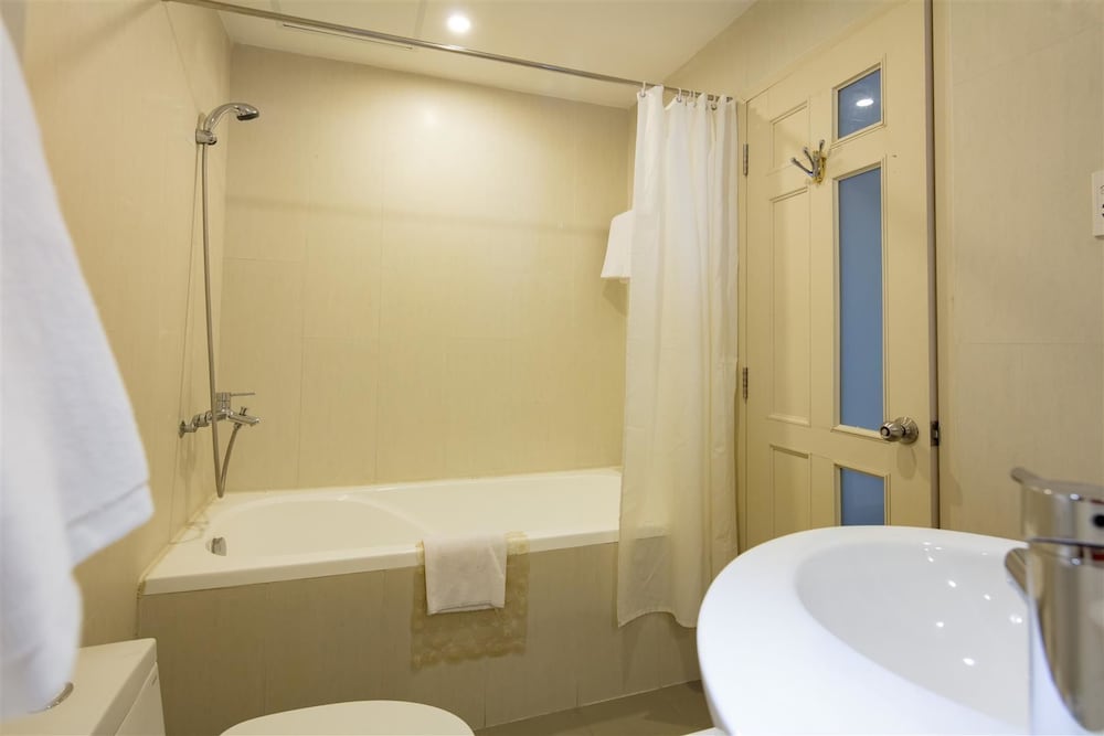 sai gon phong nha hotel