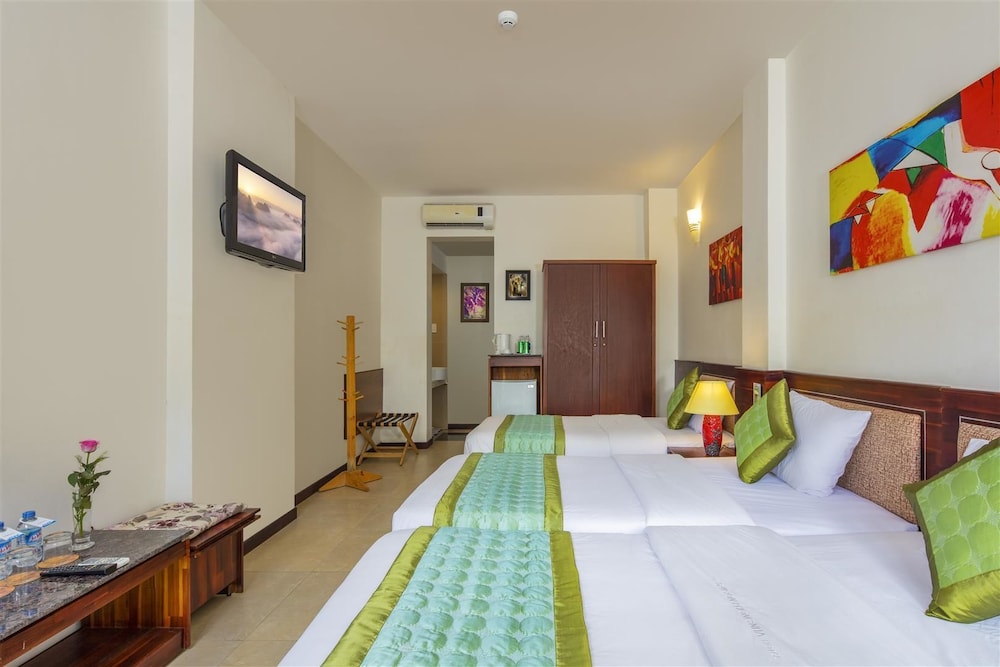 sai gon phong nha hotel
