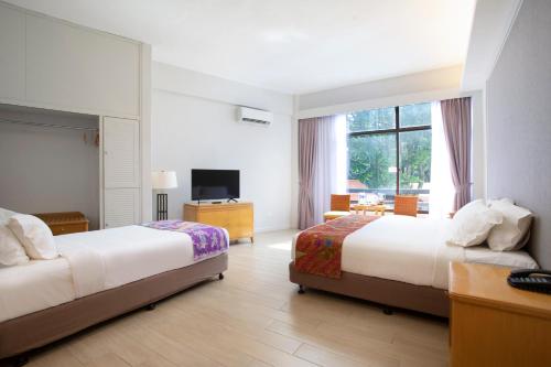adena beach resort