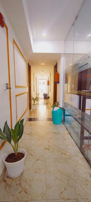 hotel mavens white near artemis hospital