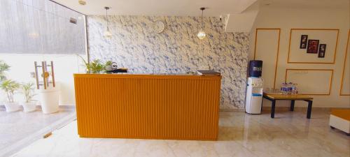 hotel mavens white near artemis hospital