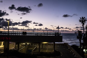 Panoramic Ocean View 1 Min From The Sea,,0 star