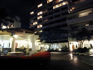 hotel tropicana near olas altas street