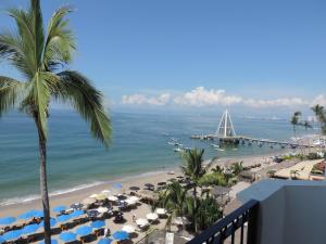hotel tropicana near olas altas street