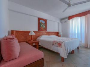 hotel tropicana near olas altas street