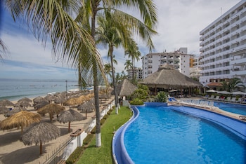 Hotel Tropicana - Near Olas Altas Street,Costa Careyes>>Amapas,3 star