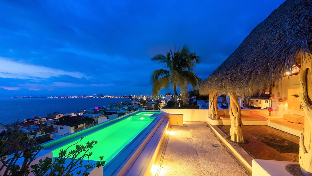 luna liquida hotel boutique