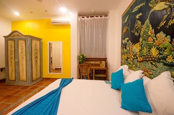 luna liquida hotel boutique