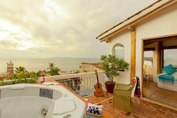 luna liquida hotel boutique
