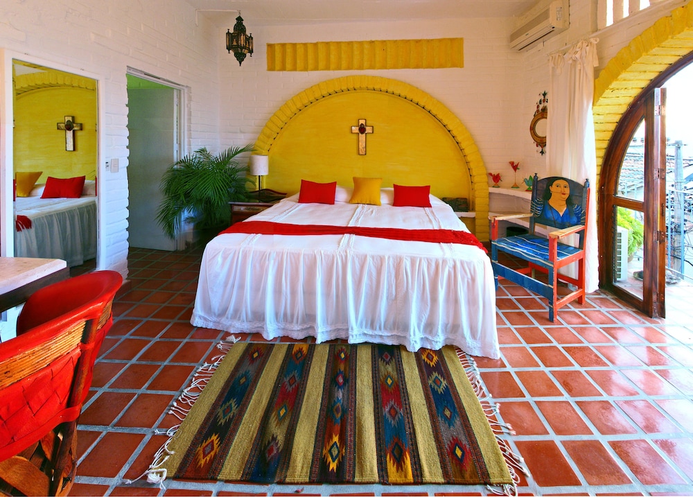 luna liquida hotel boutique
