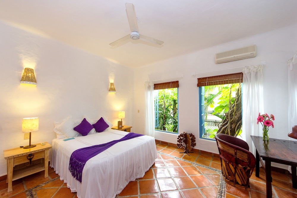 luna liquida hotel boutique
