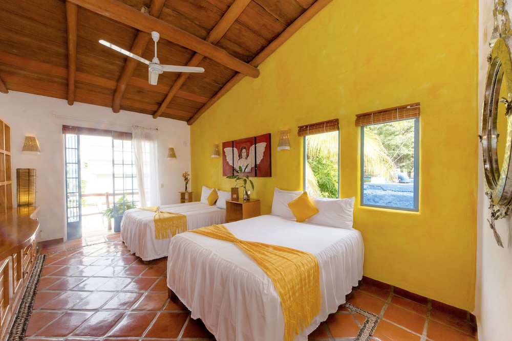 luna liquida hotel boutique