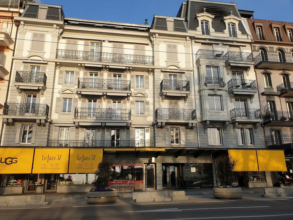 montreux grand rue apartments