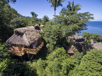 xinalani yoga retreat mexico adults only