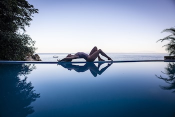 xinalani yoga retreat mexico adults only