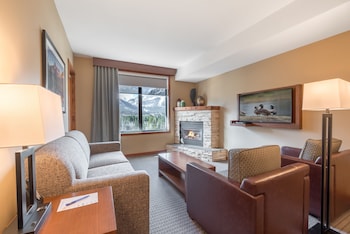 falcon crest lodge by clique