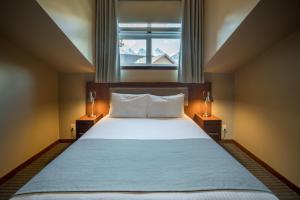 falcon crest lodge by clique