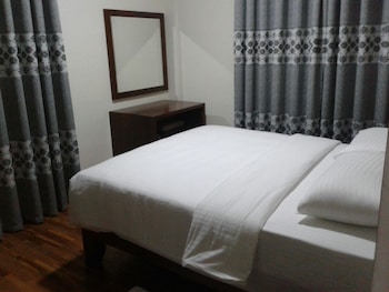 misty winds luxury apartment