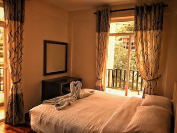 misty winds luxury apartment