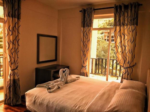 misty winds luxury apartment