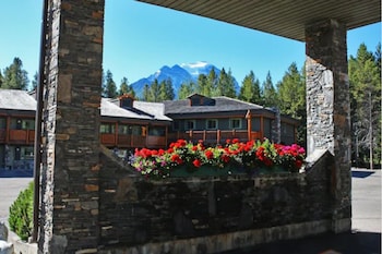 mountaineer lodge