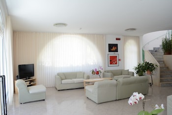 hotel maronti