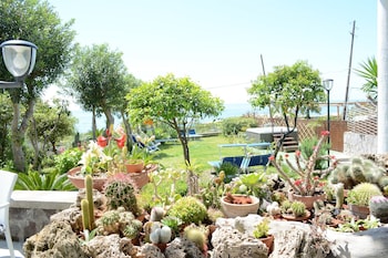 hotel maronti