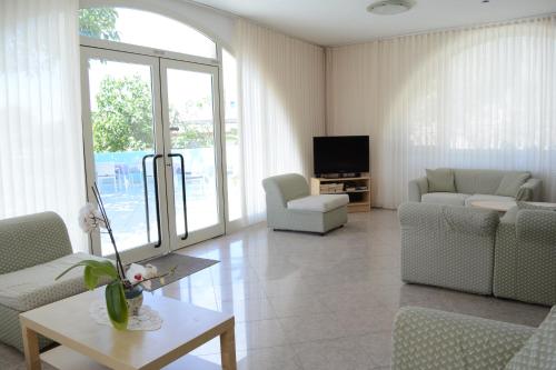hotel maronti