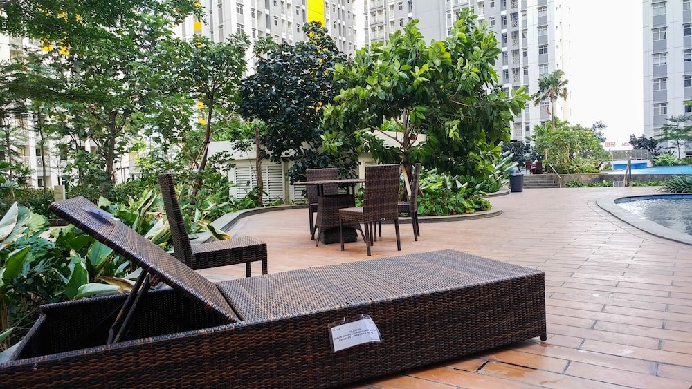 Minimalist Studio Room At The Springlake Apartment Sumarecon Bekasi,,0 star