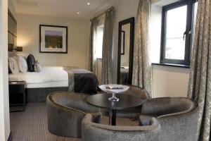 the lodge at kingswood