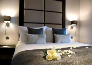 the lodge at kingswood