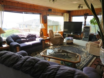 Breyhouse B&B Inn,3725 Nw Keel Ave,3 star