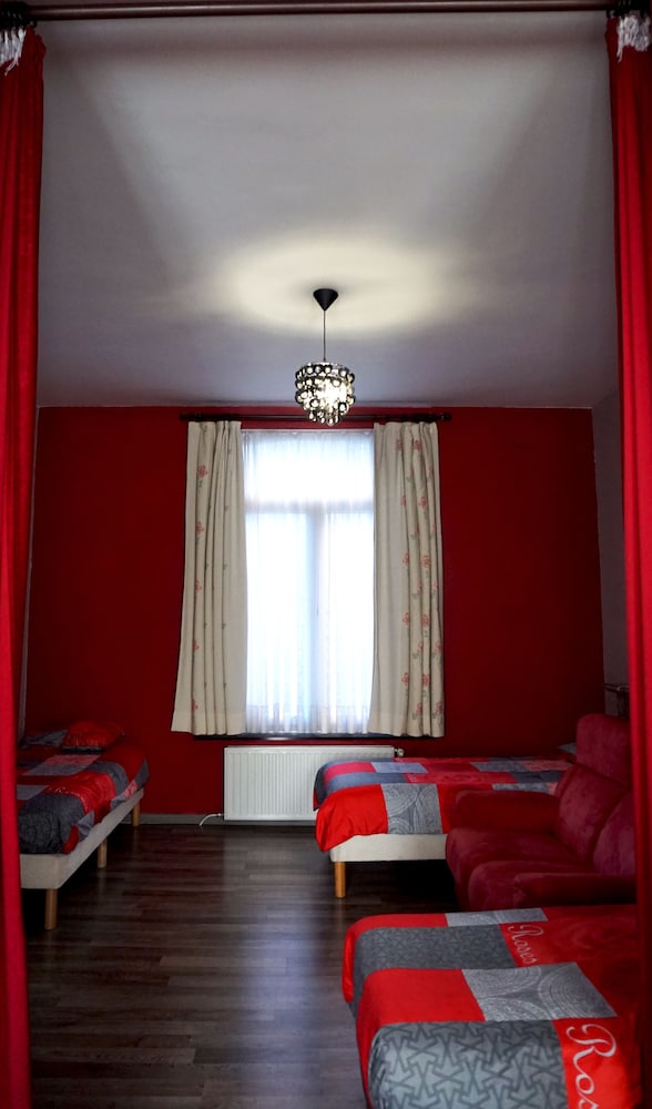 apartments marco polo midi