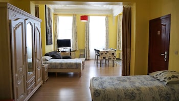 apartments marco polo midi