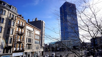 apartments marco polo midi