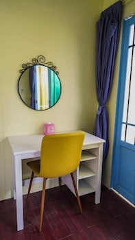 vayla samran 2 amphawa floating market