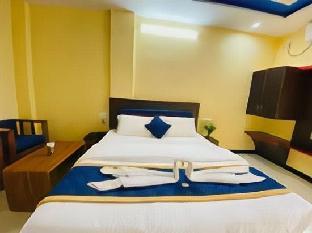 shree balaji deluxe lodge